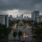 Perubahan Pola Cuaca Jakarta: Kampus Diminta Waspadai Hujan Sore Hari